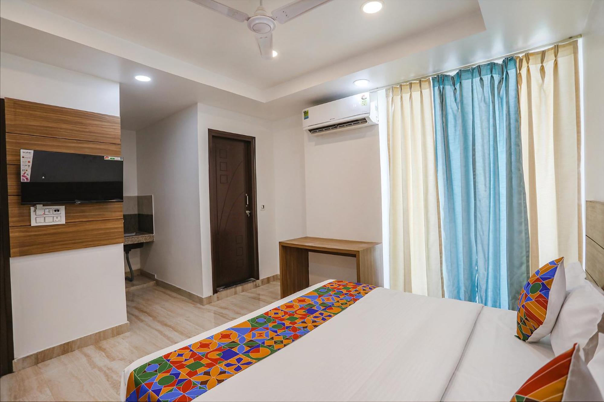 Fabhotel Unique Stay Noida Exterior foto