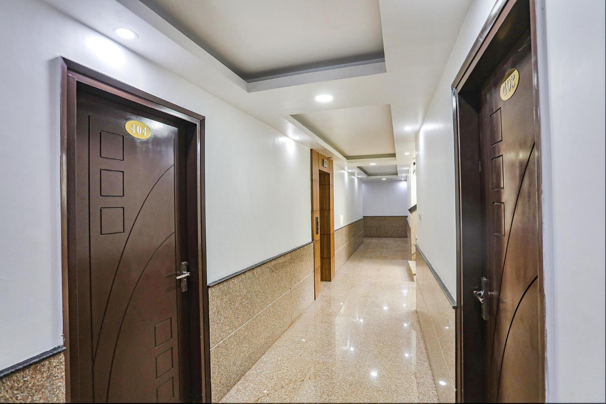 Fabhotel Unique Stay Noida Exterior foto