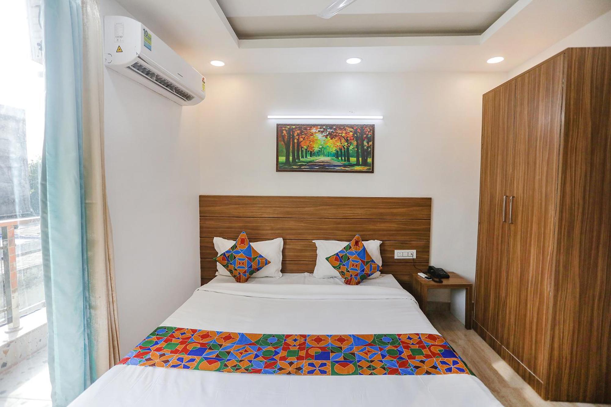 Fabhotel Unique Stay Noida Exterior foto
