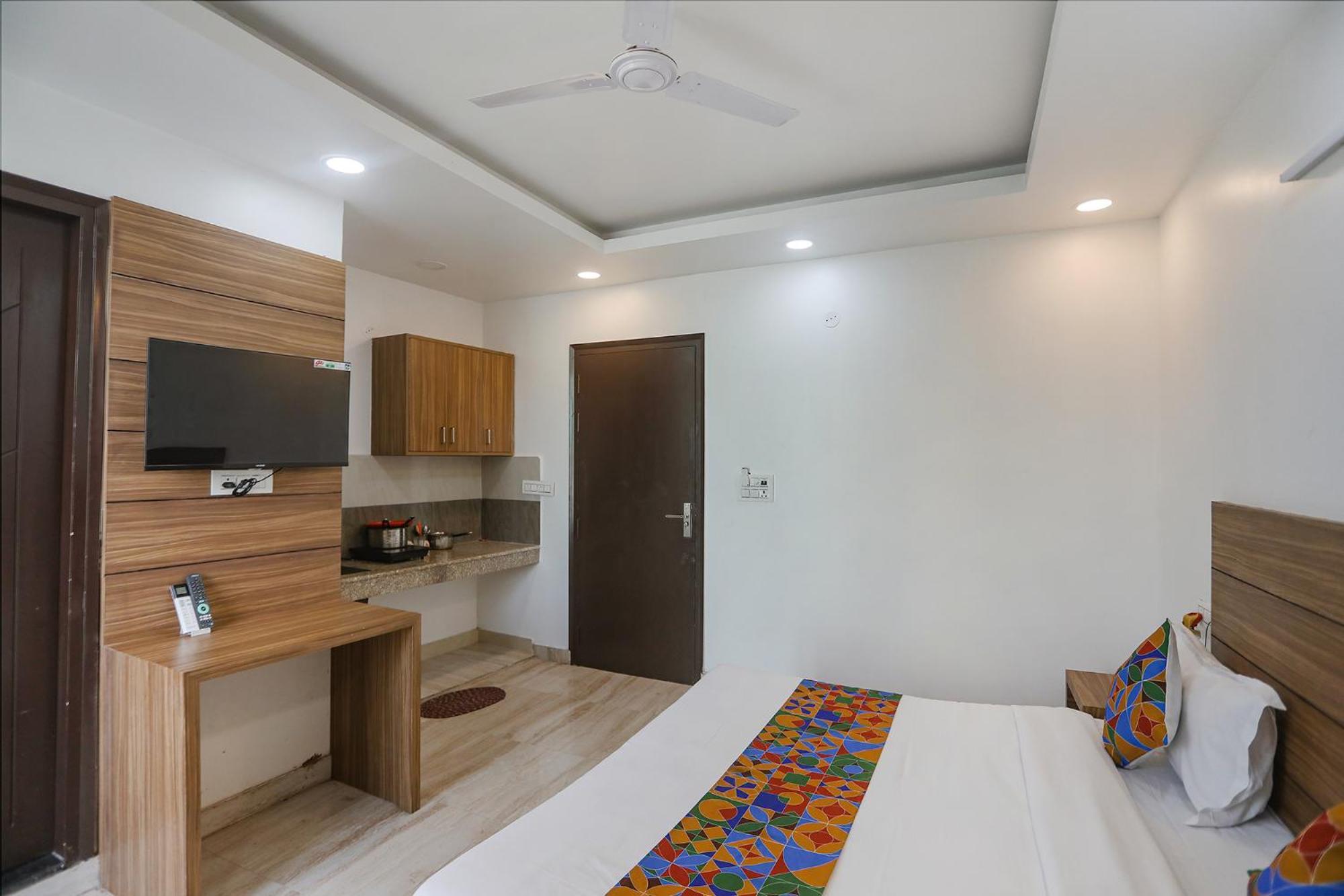 Fabhotel Unique Stay Noida Exterior foto